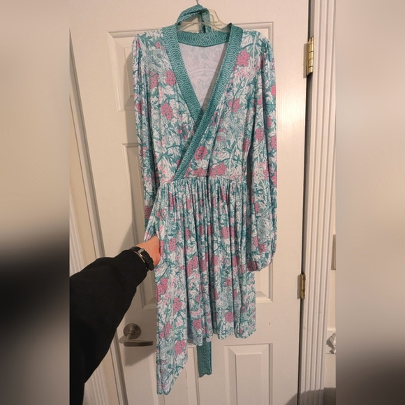 BM S JASMINE DRAGON WRAP DRESS - LIMITED - Picture 5 of 6